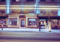 arctic-light-hotel-rovaniemi-entrance-hires.jpg