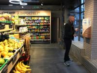 monkey-locky_consigne-au-carrefour-beaubourg-paris.jpg