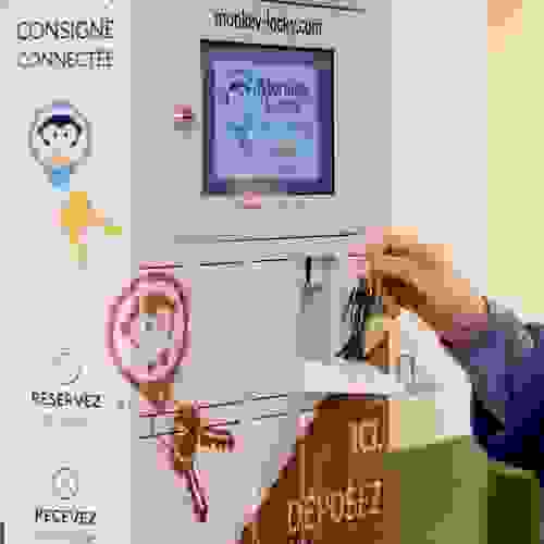 monkey-locky-depot-de-cles-dans-la-consigne-1.jpg