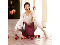 lianapressfile-1744097901619.png
