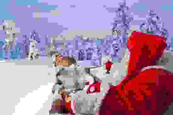 pere-noel-avec-le-renne-2.jpg